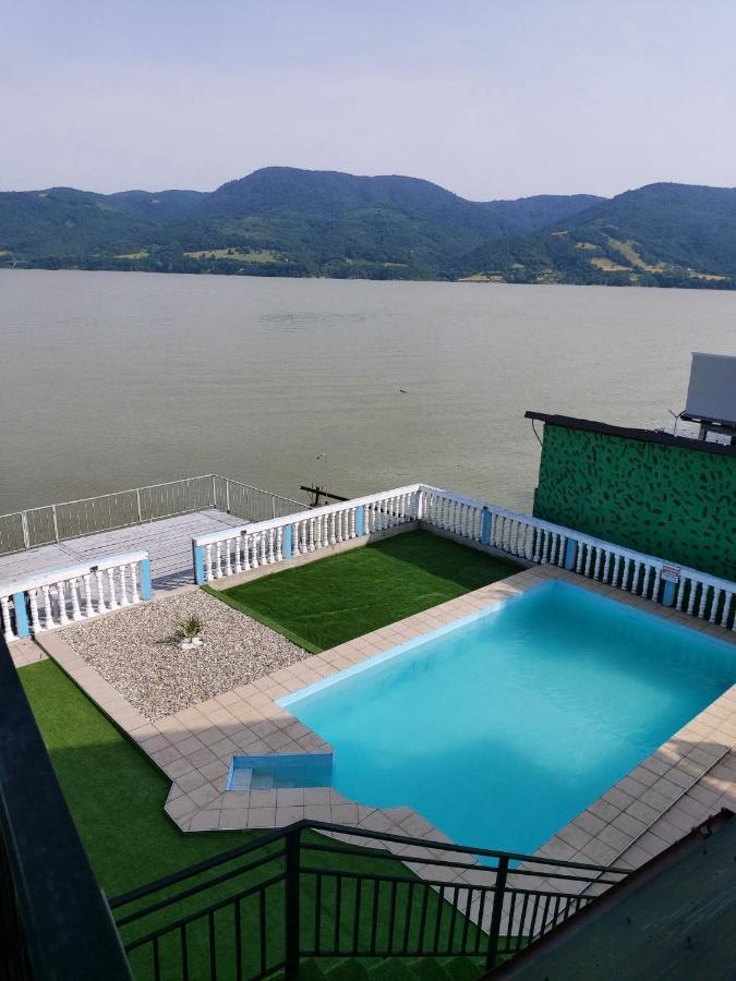 Casa Yuppy Du Leilighet Ieşelniţa Eksteriør bilde